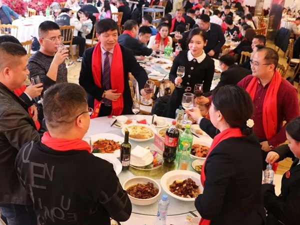 錦志卓越，閃耀未來 | 業(yè)盛堂集團2021年總結表彰暨2022年新春聯(lián)歡會精彩回顧